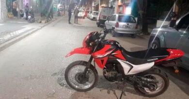 Grave accidente en Mitre y Dávila: un motociclista sufrió fractura en un pie
