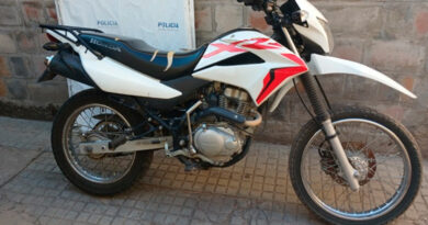 Aprehenden a dos menores de 14 y 15 años tras el robo de una motocicleta