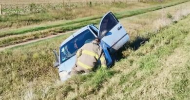 Fuerte choque en ruta 191 en la zona de La Delia: un auto despistó tras ser embestido desde atrás