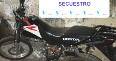 Hallan en San Pedro una moto robada en Baradero y abandonada en la vía pública