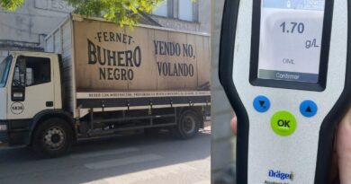 Secuestraron un camión con mobiliario escolar que el chofer tenía 1,70 de alcohol en sangre