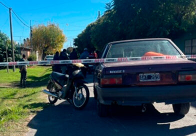 Una mujer y un niño resultaron heridos tras un choque entre una moto y un auto