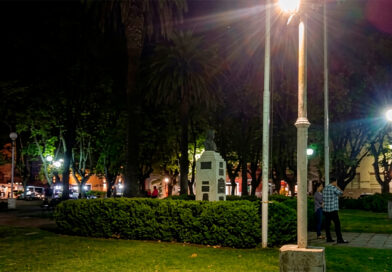 Tres adolescentes fueron aprehendidos tras intimidar a un joven en Plaza Constitución