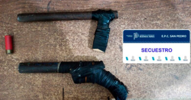 Aprehendieron a un adolescente de 13 años que llevaba un arma de fabricación casera