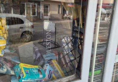 Intentaron ingresar a robar al Autoservicio San Pedro y escaparon al ser descubiertos