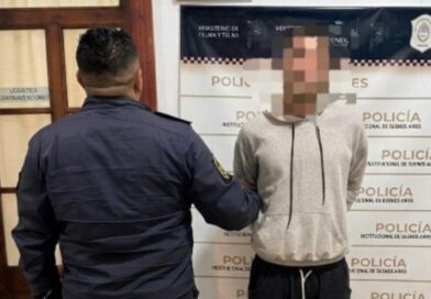 Dos hombres fueron aprehendidos tras ingresar a una vivienda y robar un celular