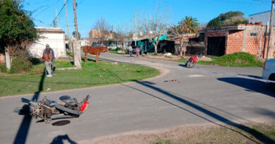 Una ciclista resultó herida tras chocar con un automóvil en Alvarado y 25 de Mayo