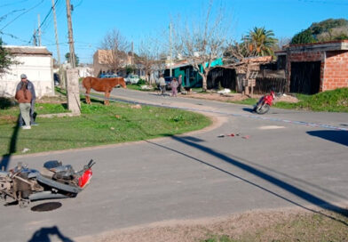 Una ciclista resultó herida tras chocar con un automóvil en Alvarado y 25 de Mayo