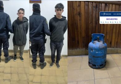 Dos jóvenes fueron aprehendidos tras robar una garrafa de una vivienda