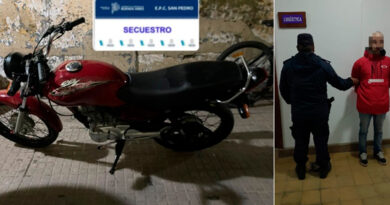 Detuvieron a un motociclista que circulaba en una moto con pedido de secuestro por hurto