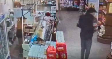 Robó un cuchillo de un supermercado y quedó registrado en cámaras de seguridad